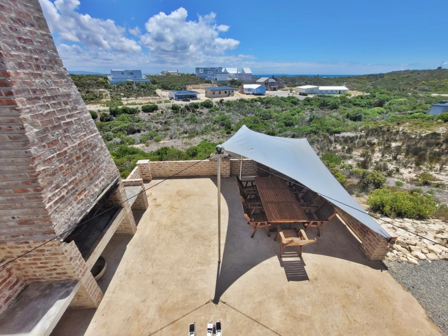 5 Bedroom Property for Sale in Struisbaai Western Cape